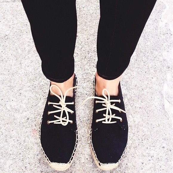 ⭐️SOLD⭐️Soludos Black Lace Up Espadrilles - Picture 3 of 8